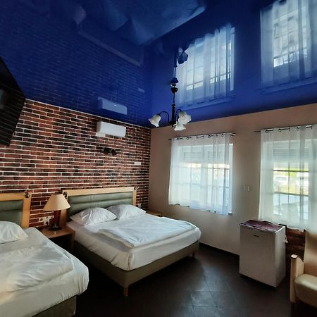 Villa Bella Casa Łomianki Екстериор снимка