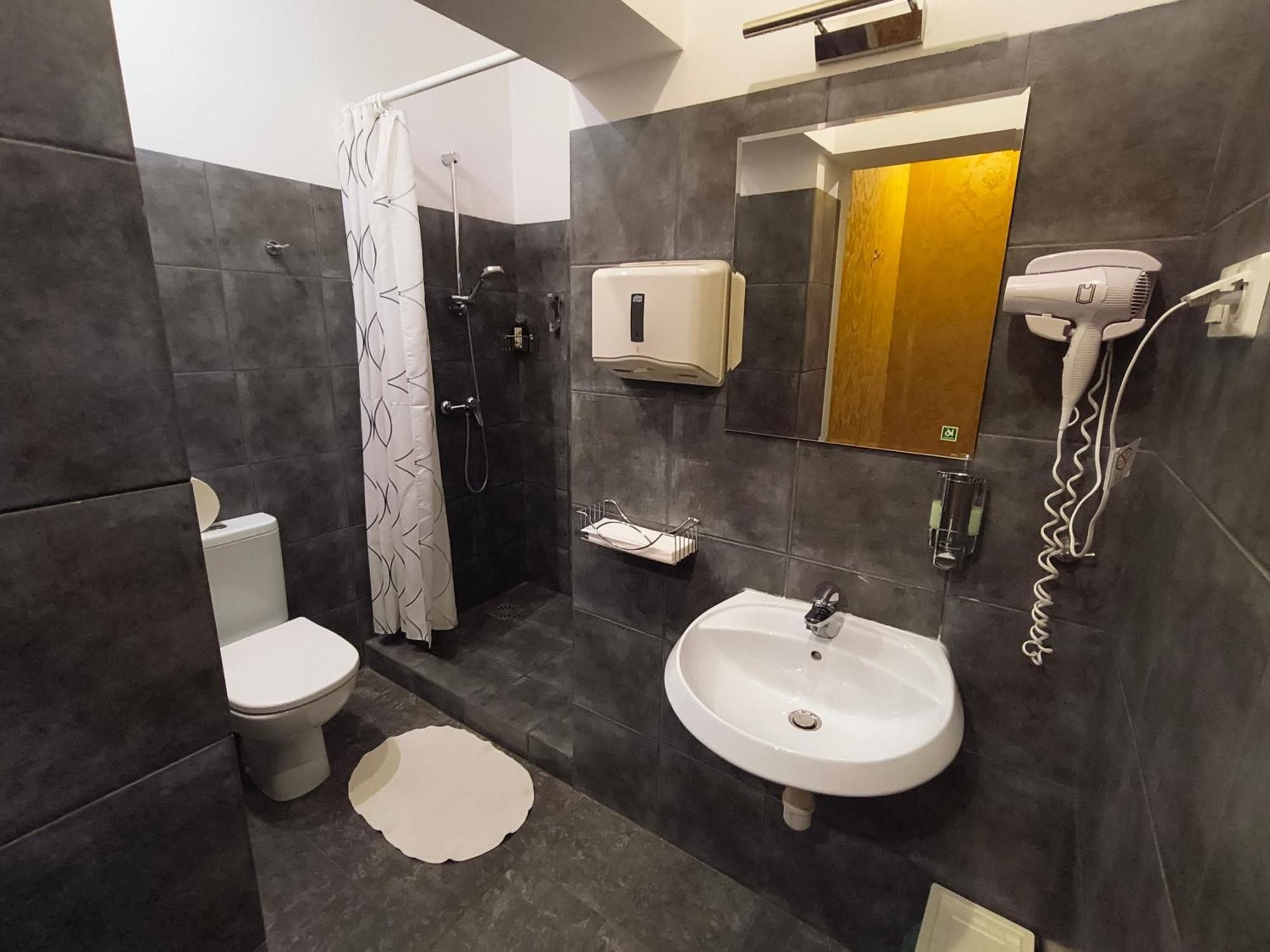 Villa Bella Casa Łomianki Екстериор снимка